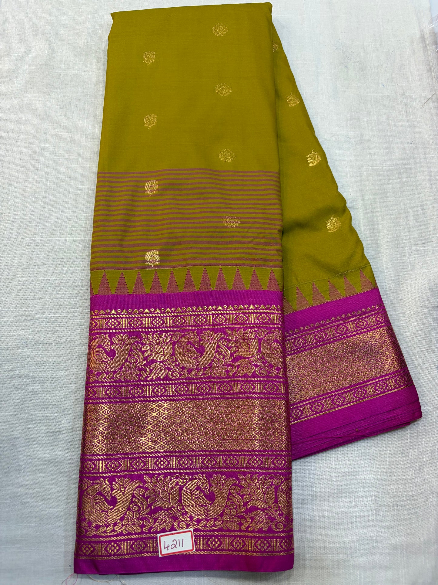 Semi gadwal saree