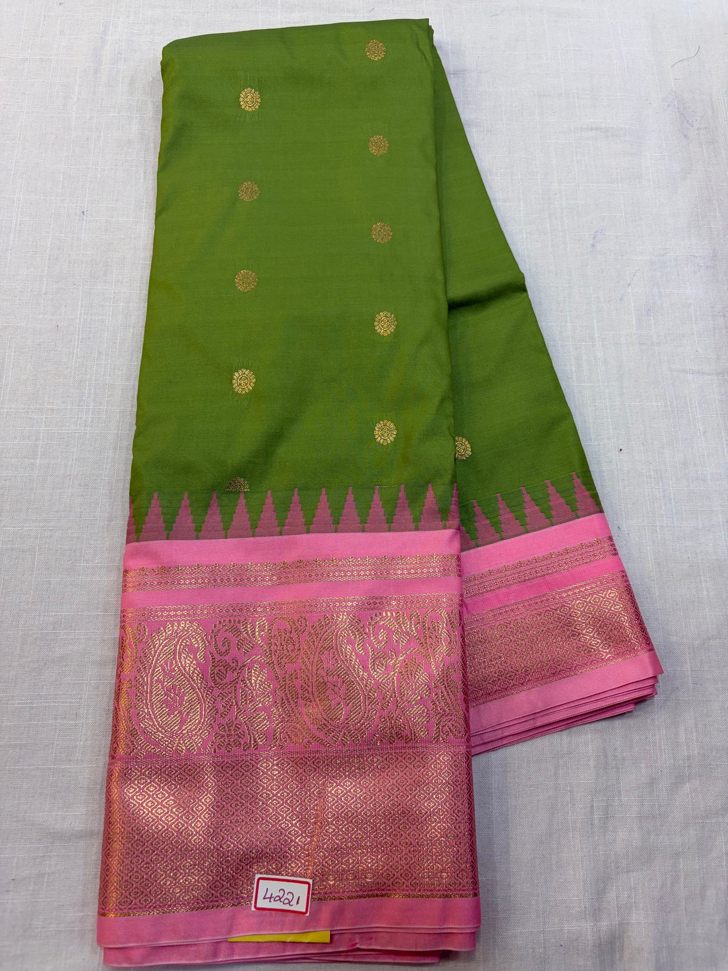 Semi gadwal saree