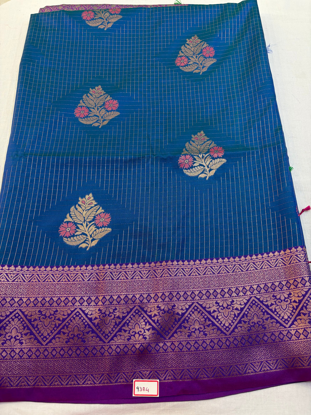 Soft silk Checks Saree