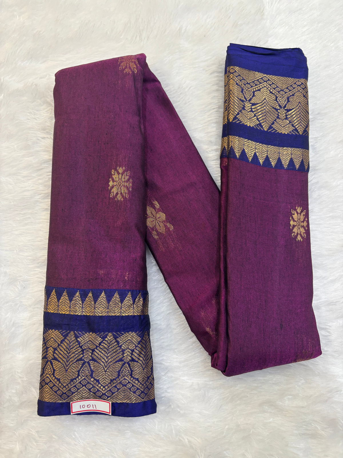Semi Gadwal Sico Small Border Saree