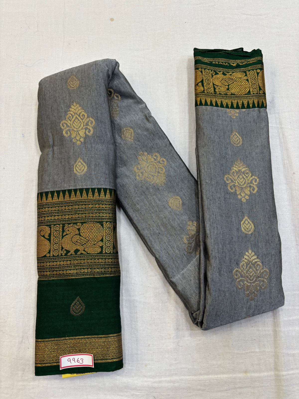 Semi Gadwal Sico Small Border Saree