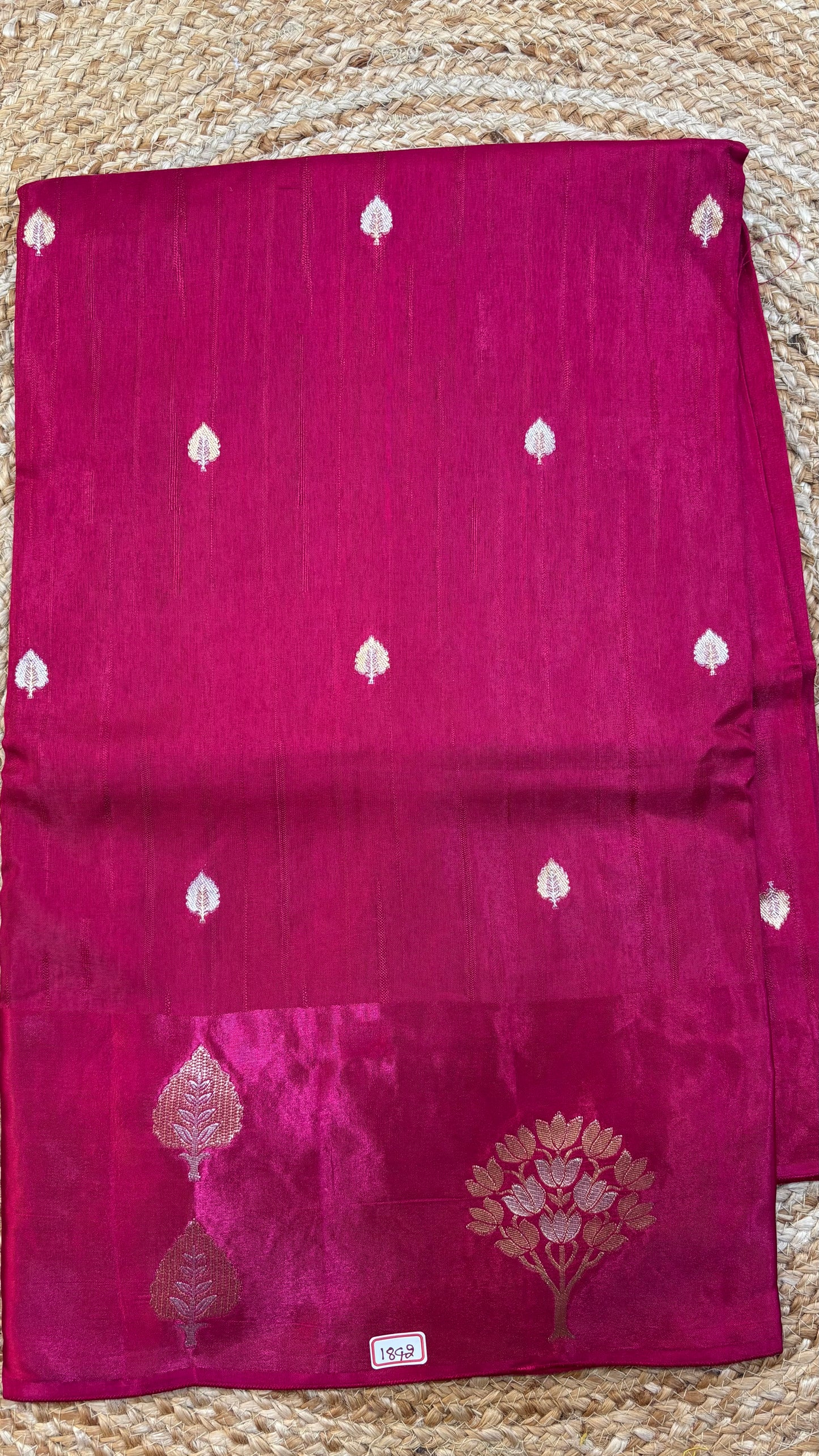 Banaras HO saree
