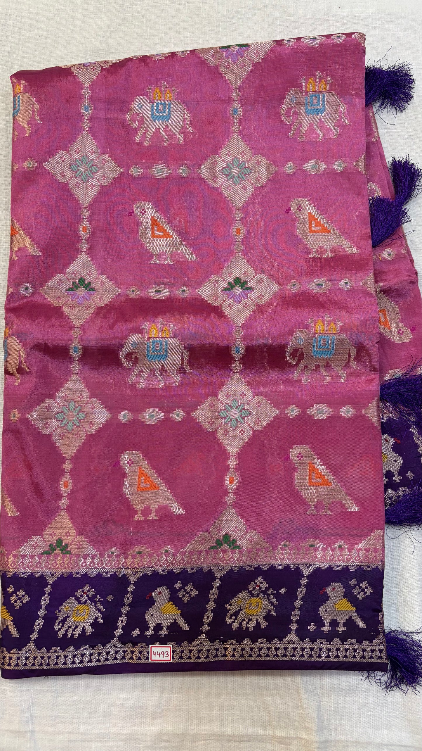 HO Ikkat Weaving Saree
