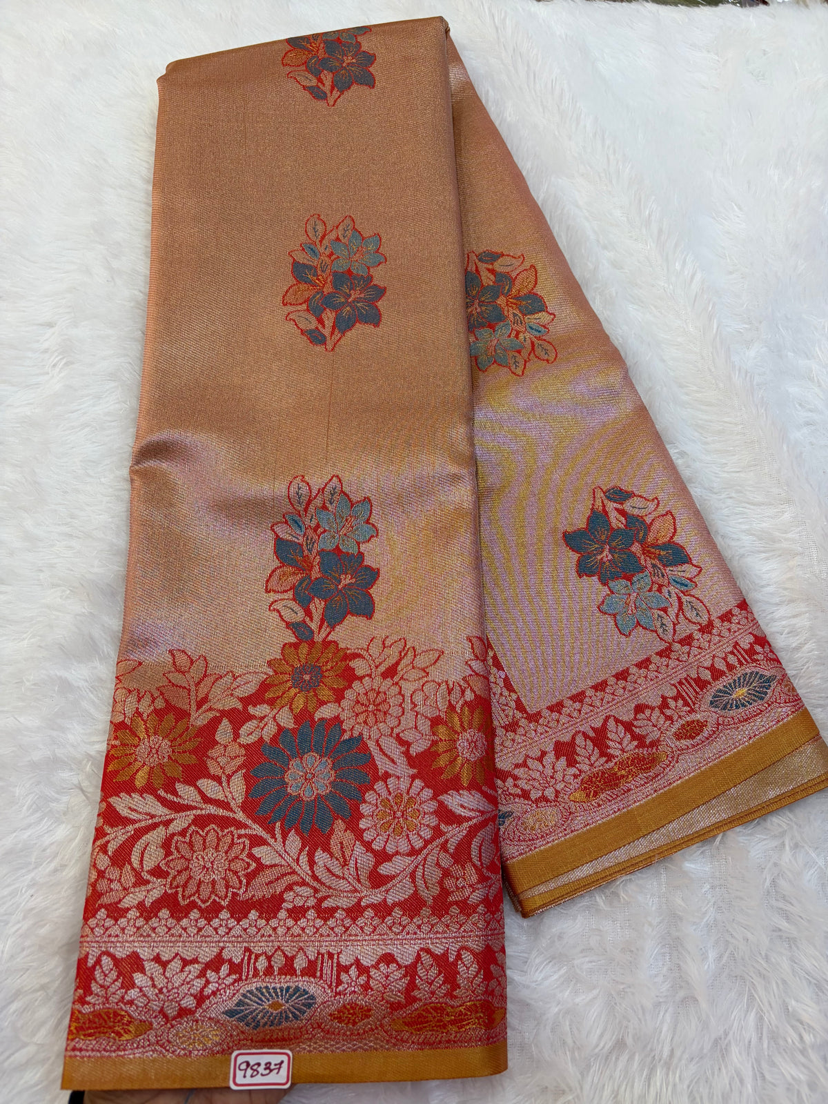 Semi Kanchi Tissue weaving Saree