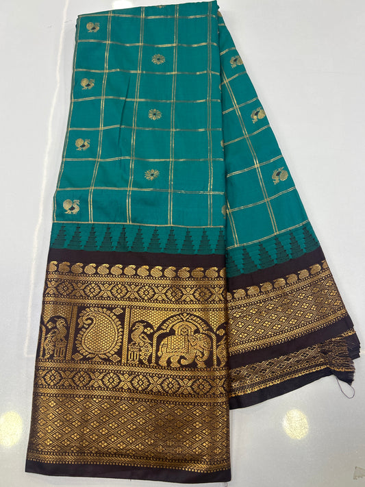 Semi Gadwal Checks Saree