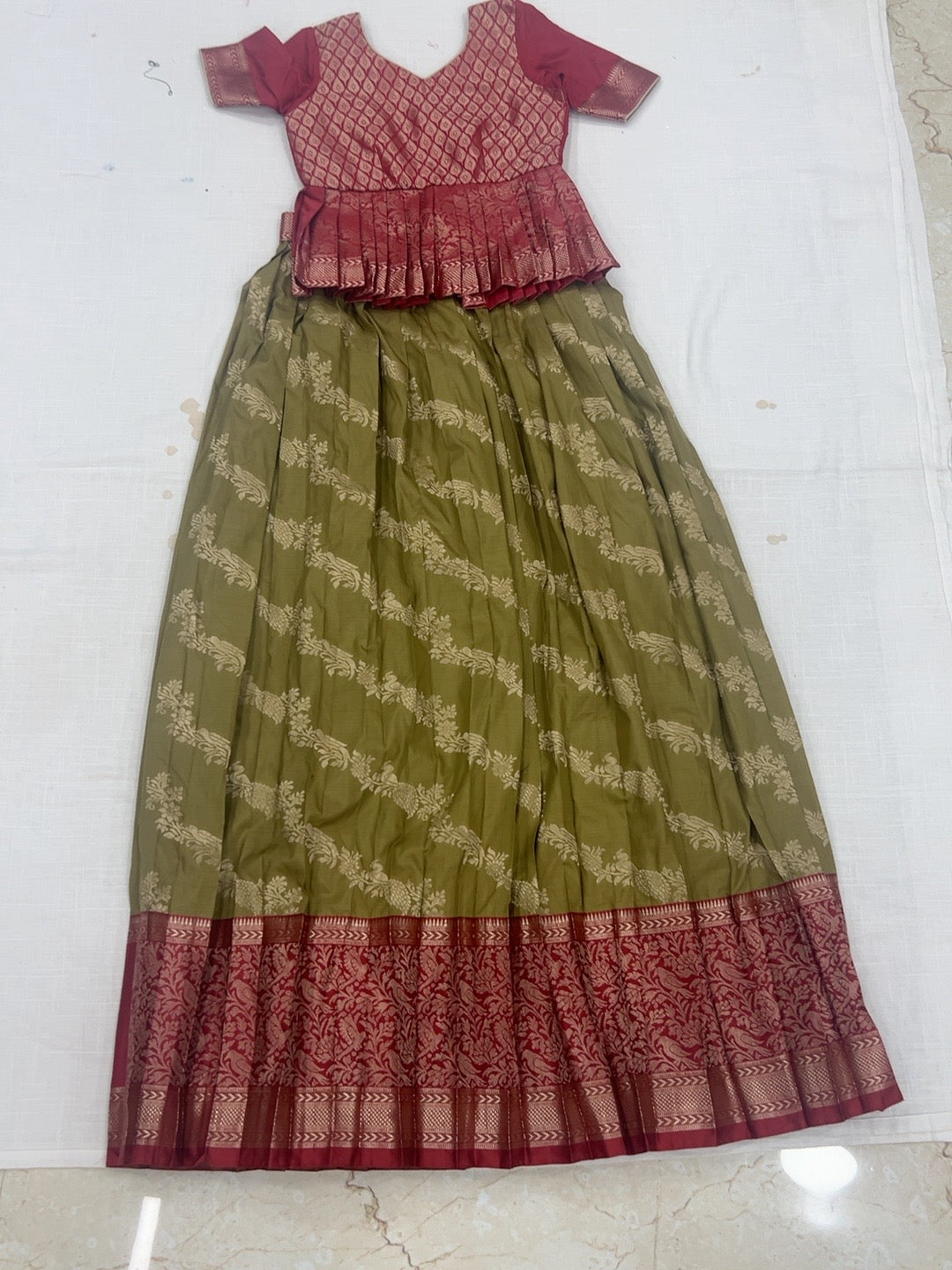 Kid’s lehenga Stitched