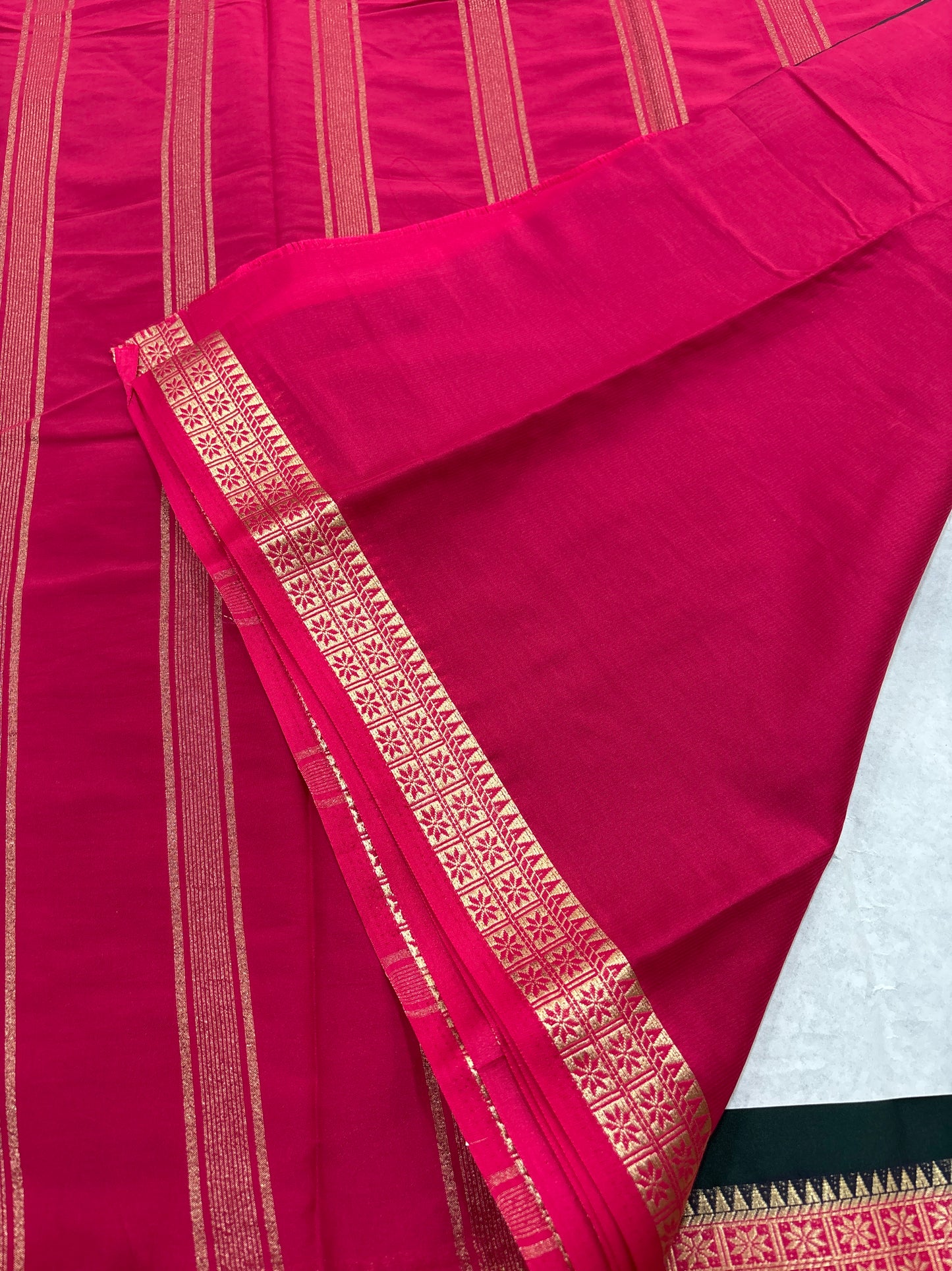 Mysore Crepe Small Borders