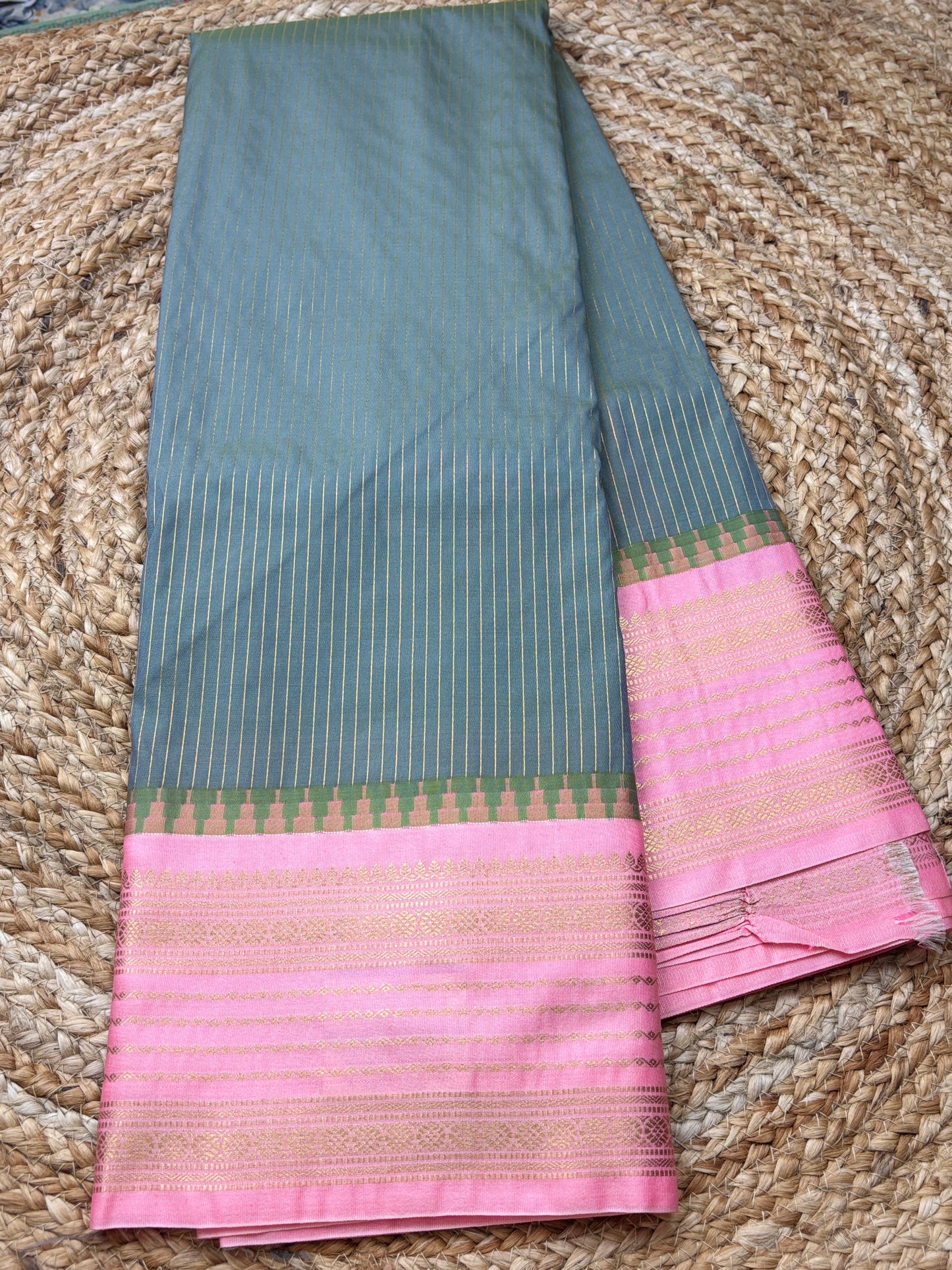 Semi Gadwal Saree