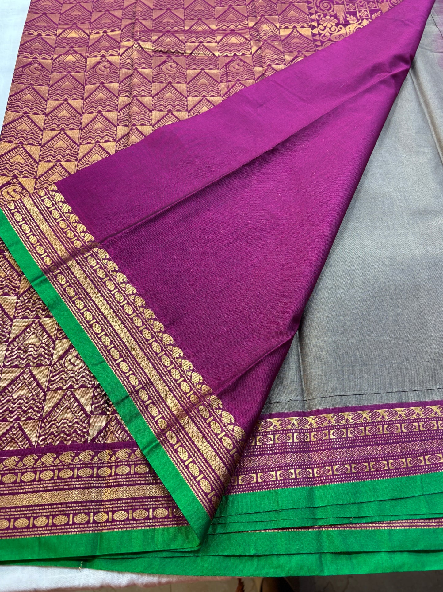 Semi Gadwal Sico Small Border sarees