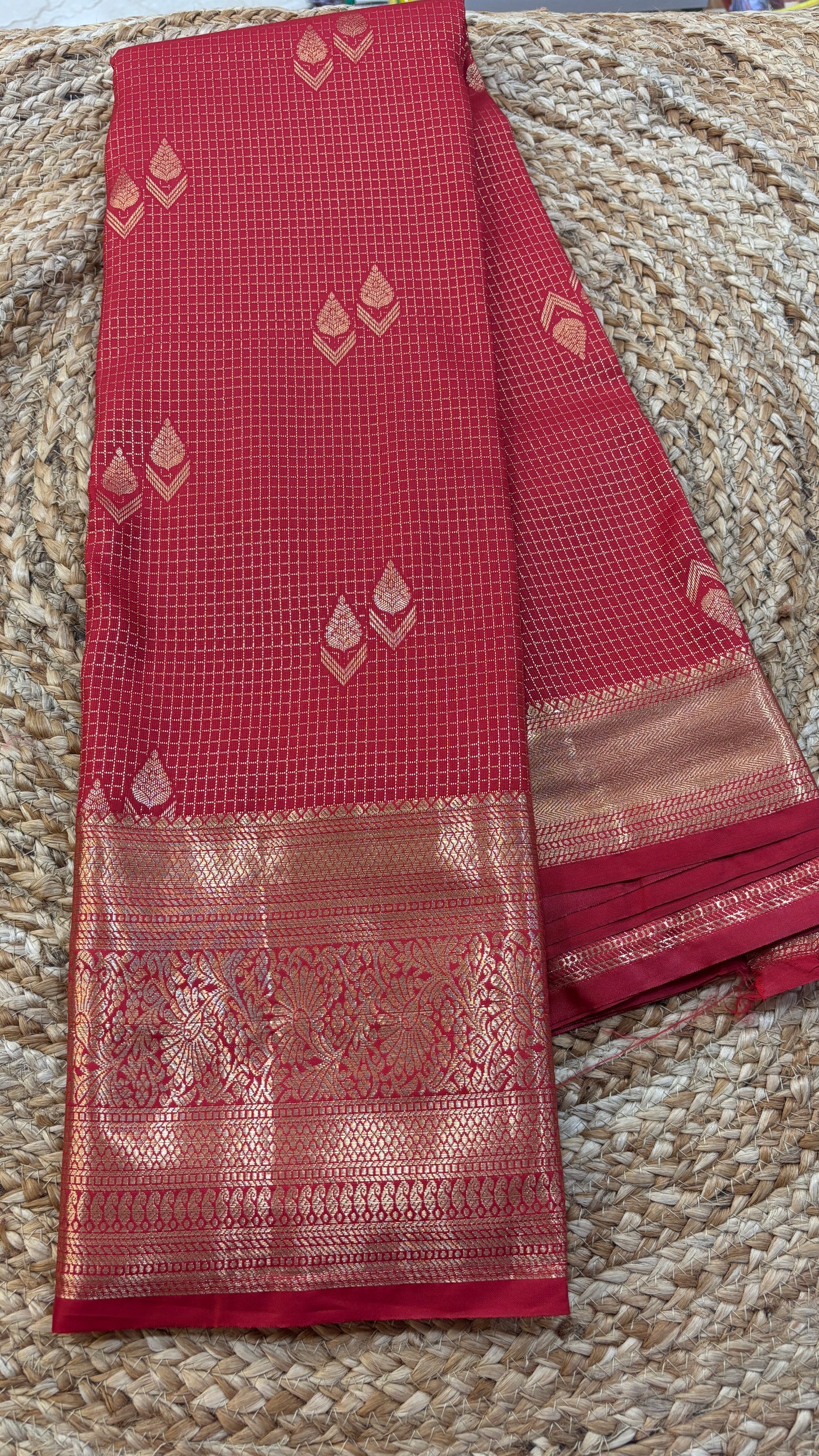 Vintage Style Semi Kanchi Self Saree