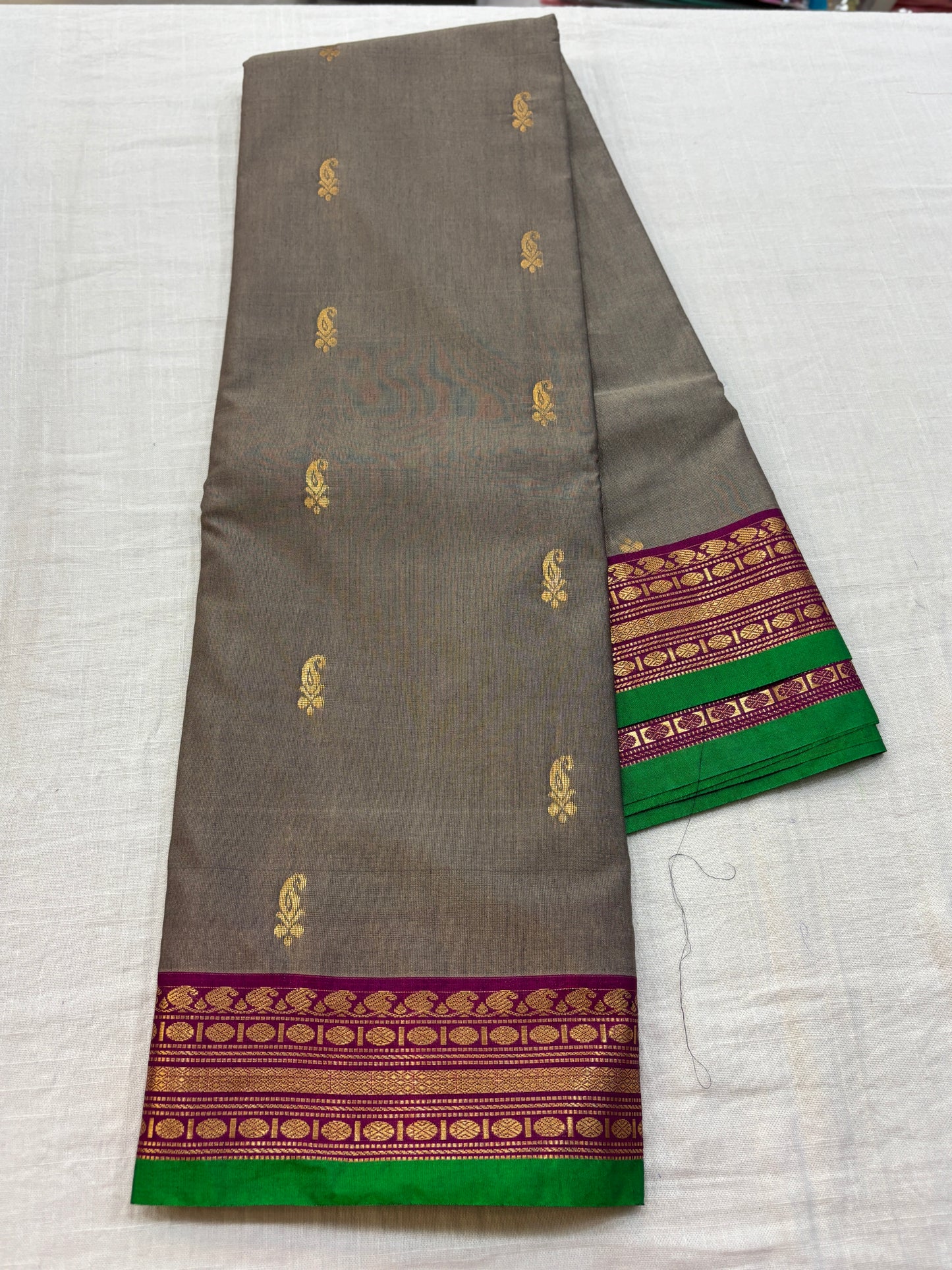 Semi Gadwal Sico Small Border sarees