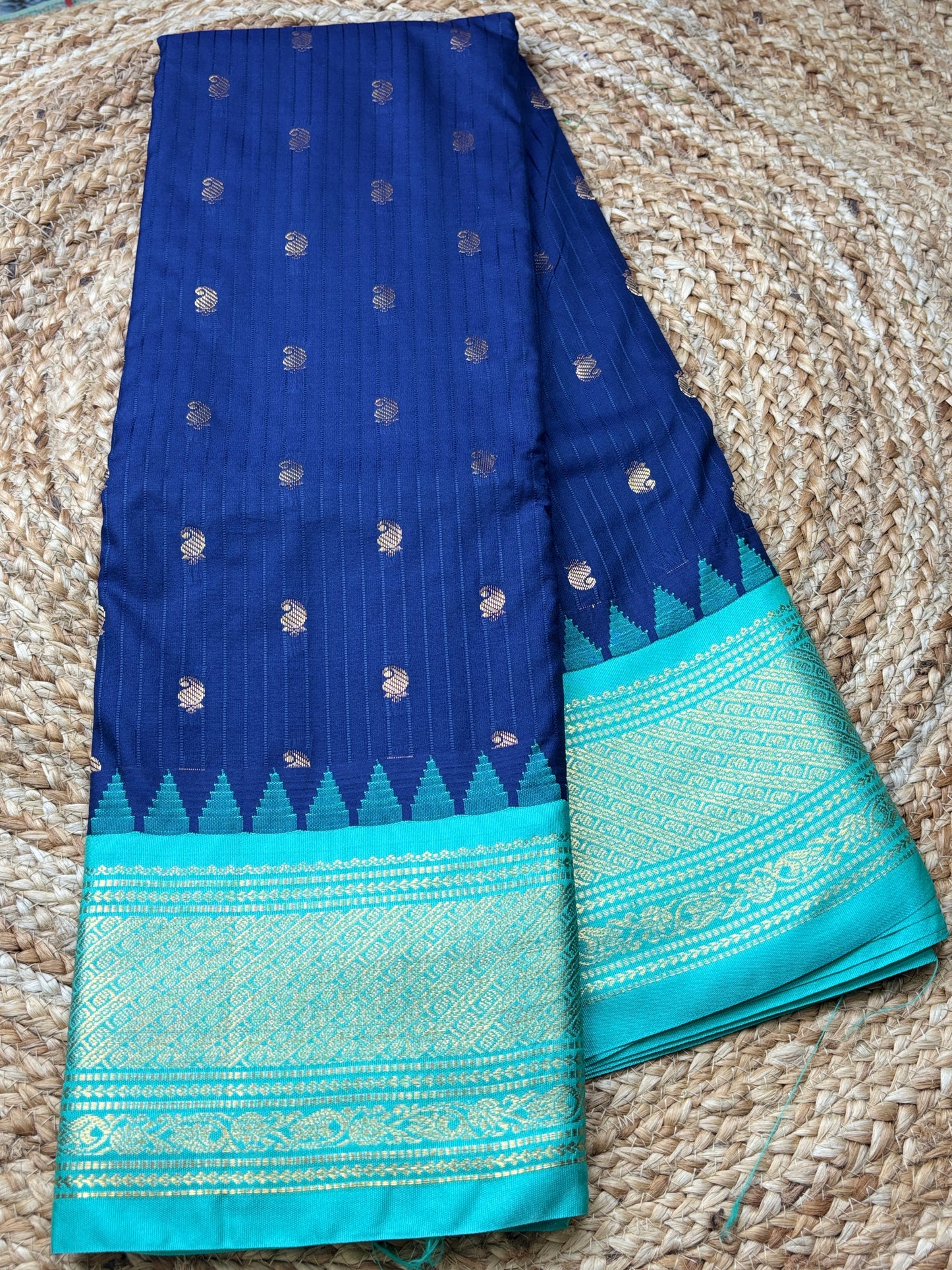 Semi Gadwal Saree