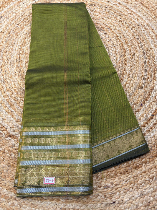 Banaras HO saree