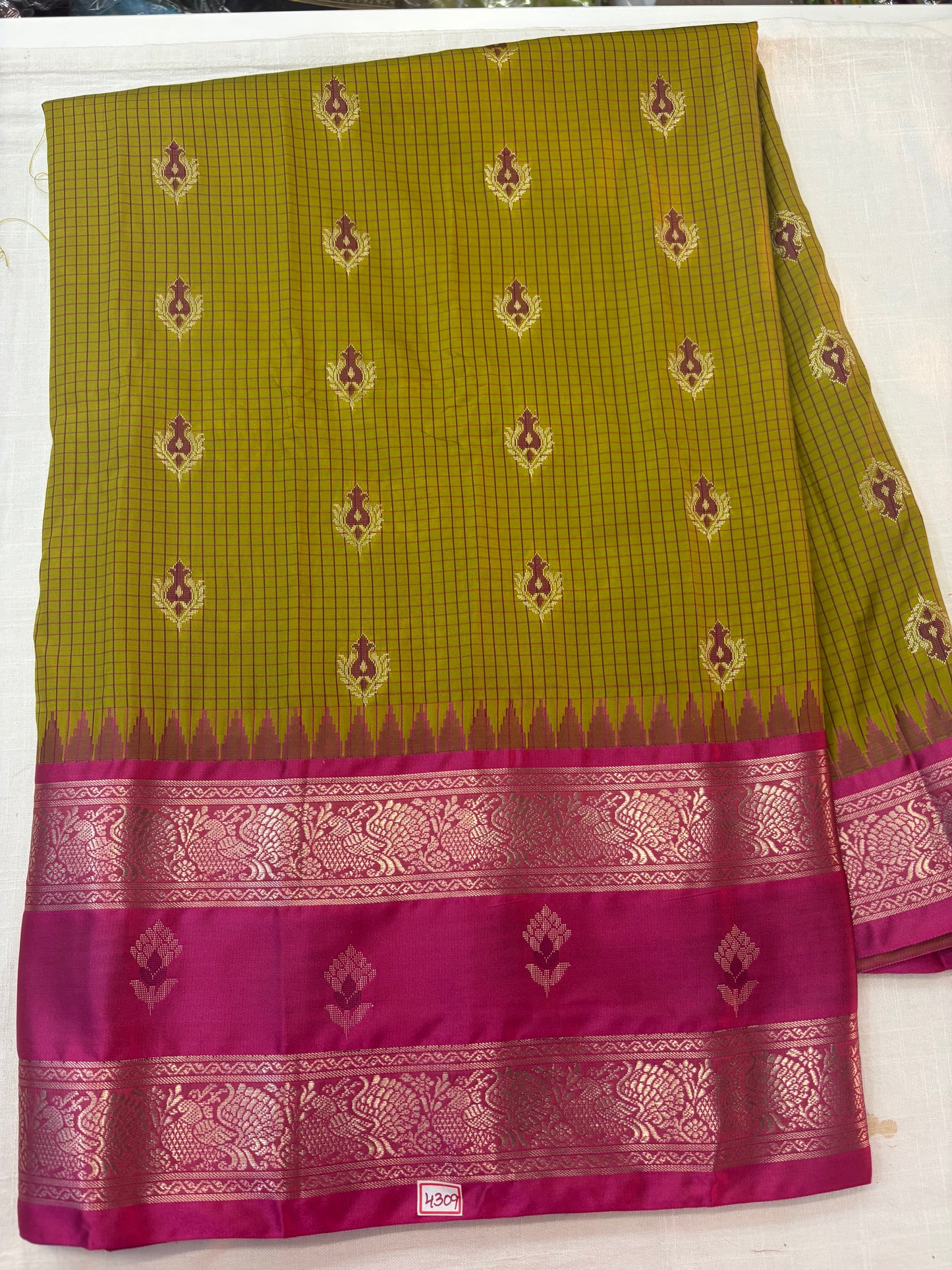 Kashika Pattu - Gadwal
