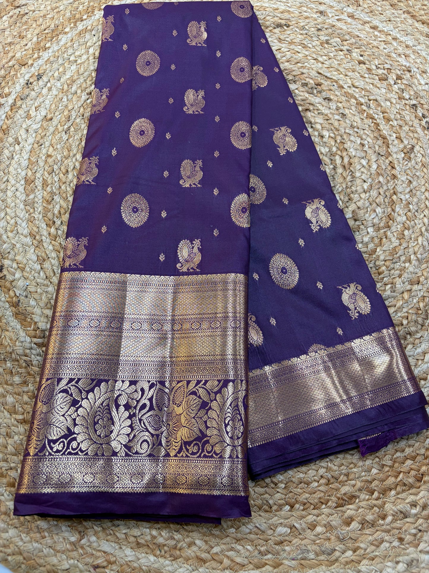 Semi Kanchi pattu Kuttu border sarees