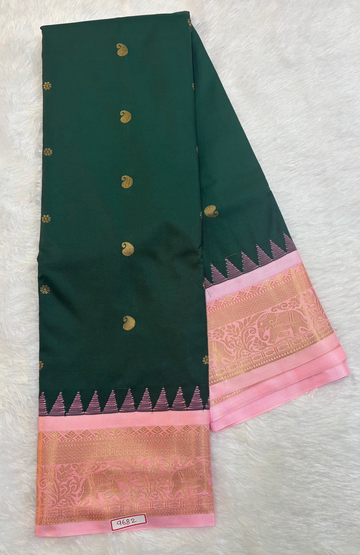 Semi Gadwal small borders