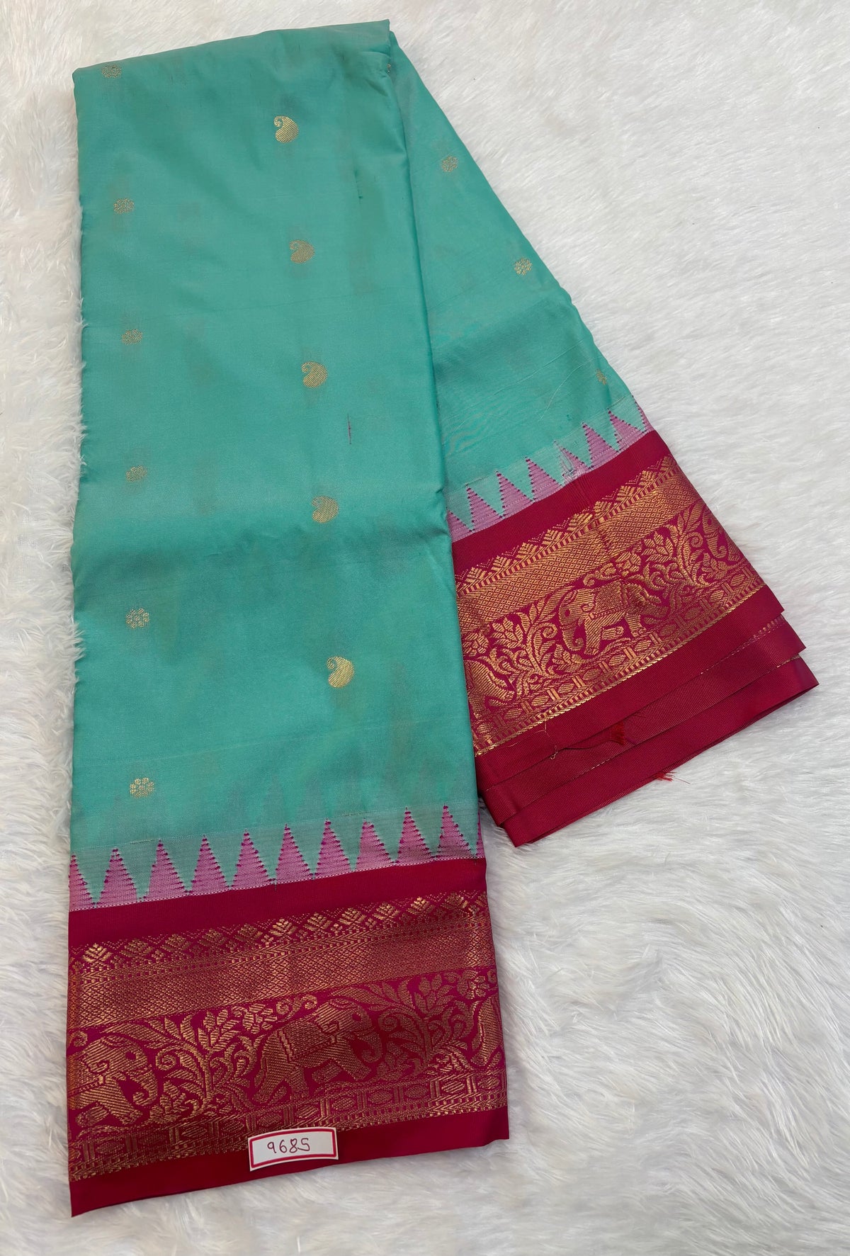 Semi Gadwal small borders