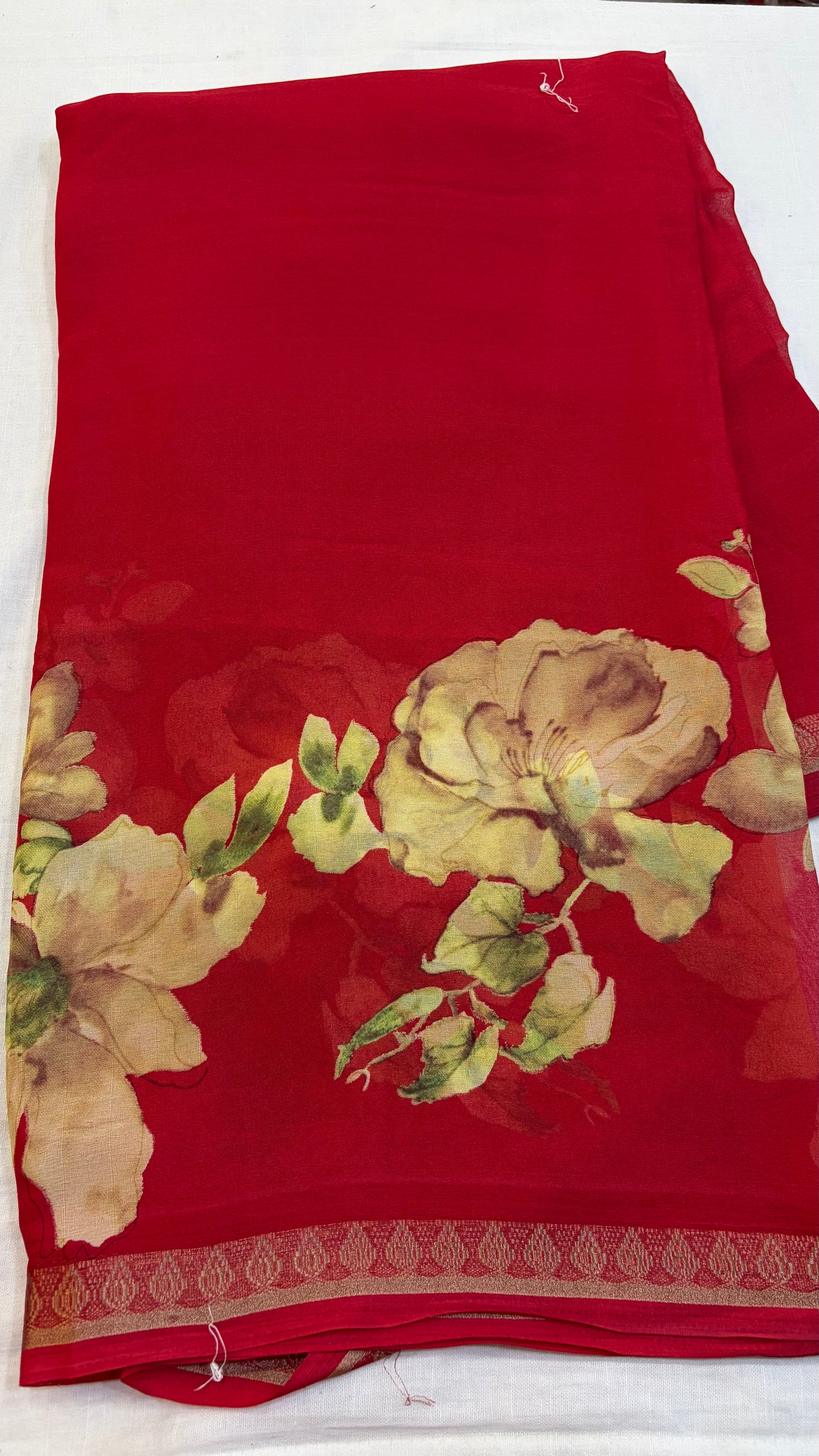 Red Marshmellow  floral saree
