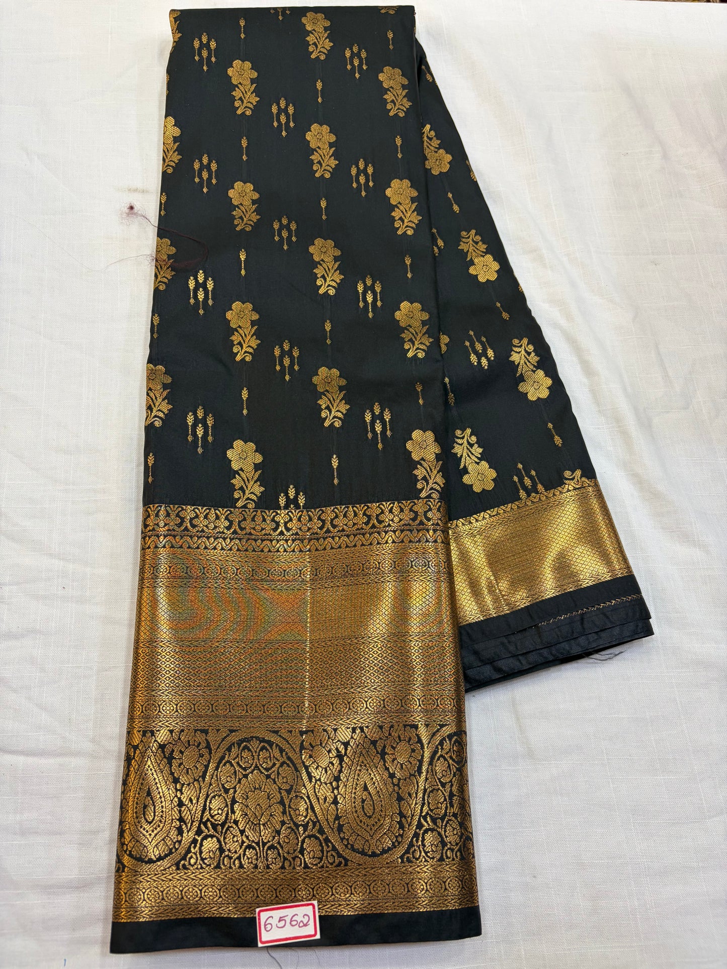 Semi Kanchi Butta Sarees