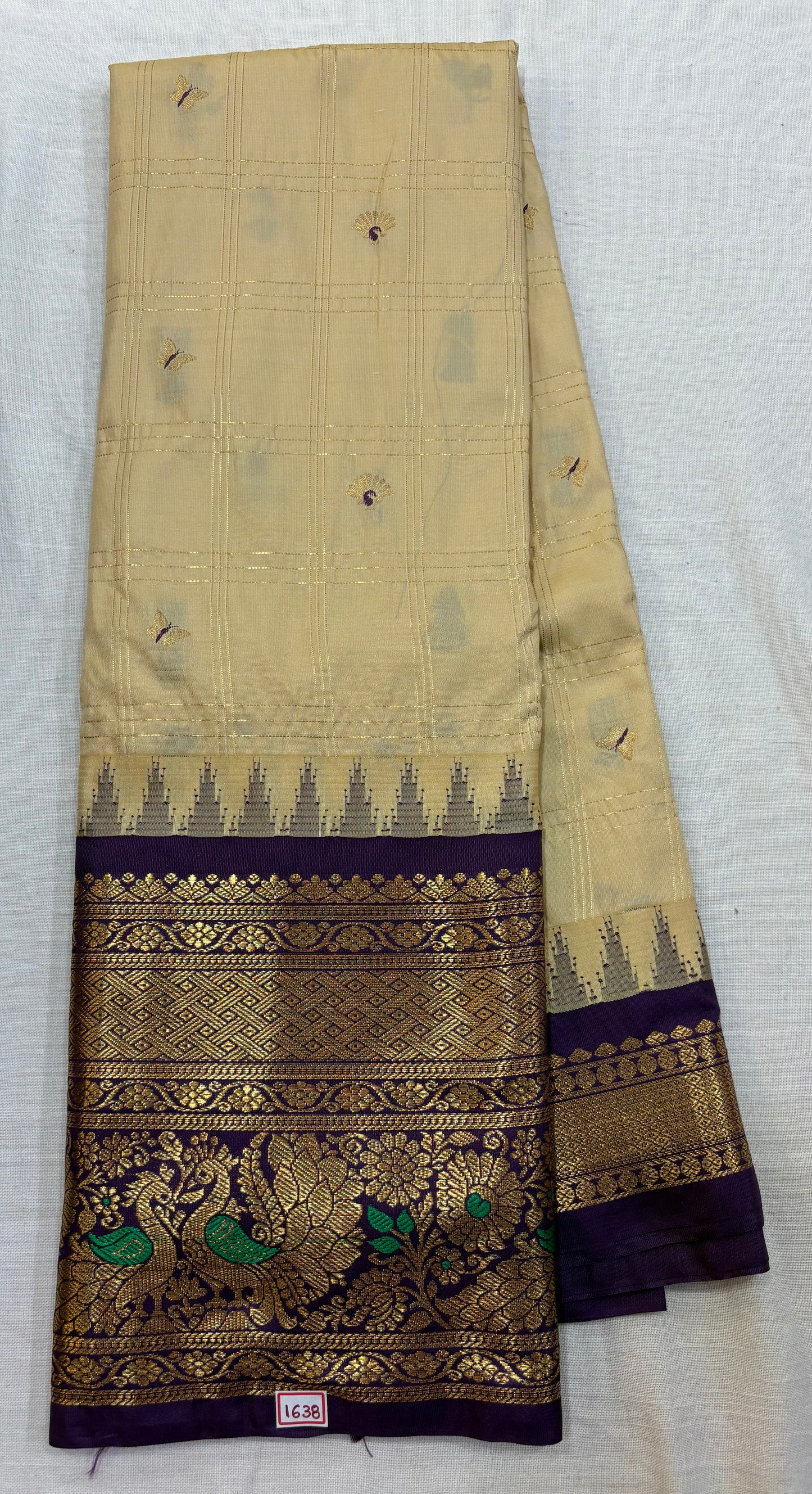 Semi Gadwal Checks Saree