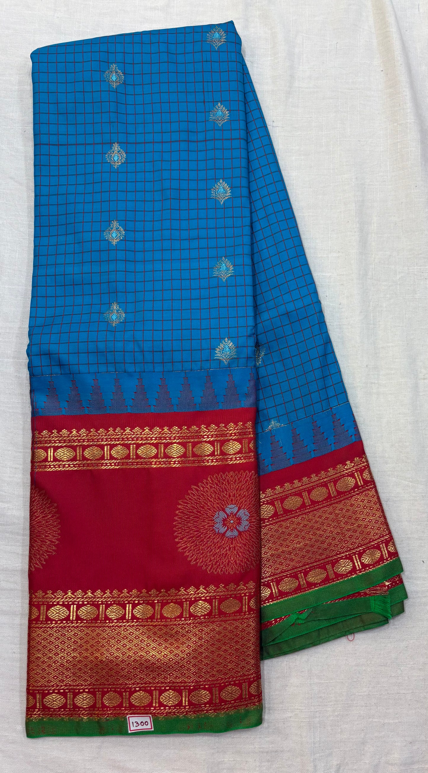 Semi Gadwal Checks Saree