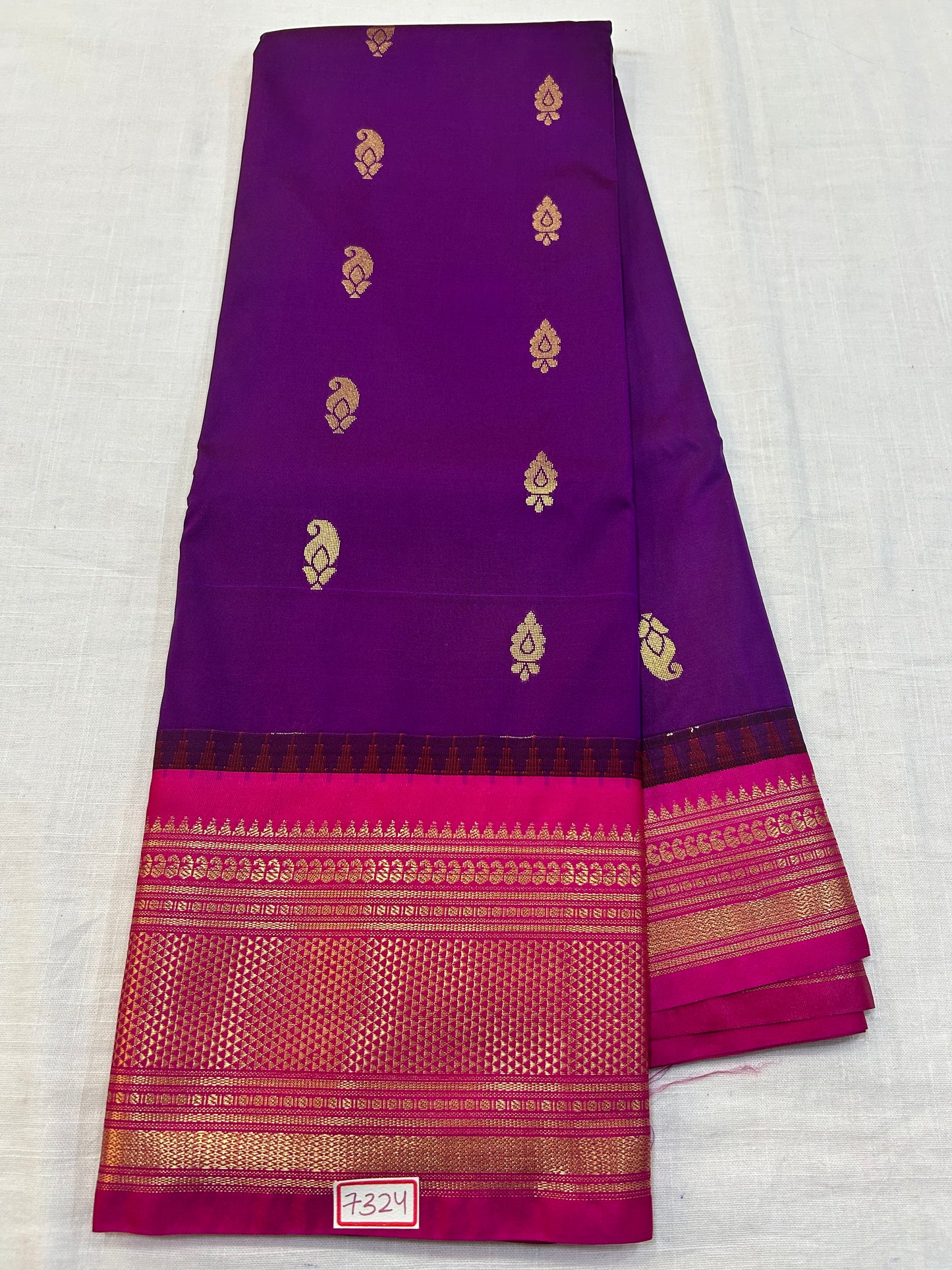 Semi Gadwal Silk Sareees