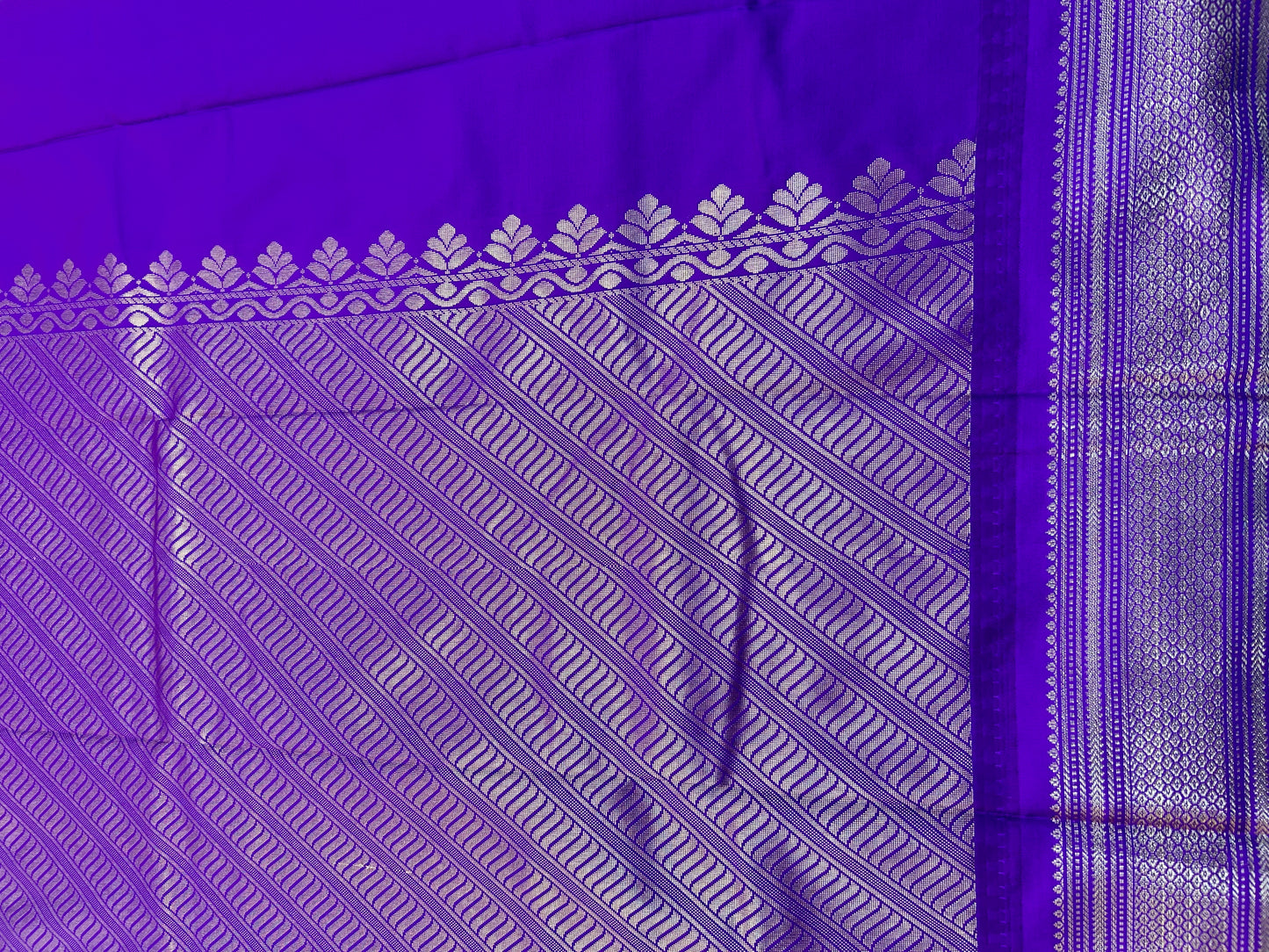 Semi Gadwal Silk Sareees