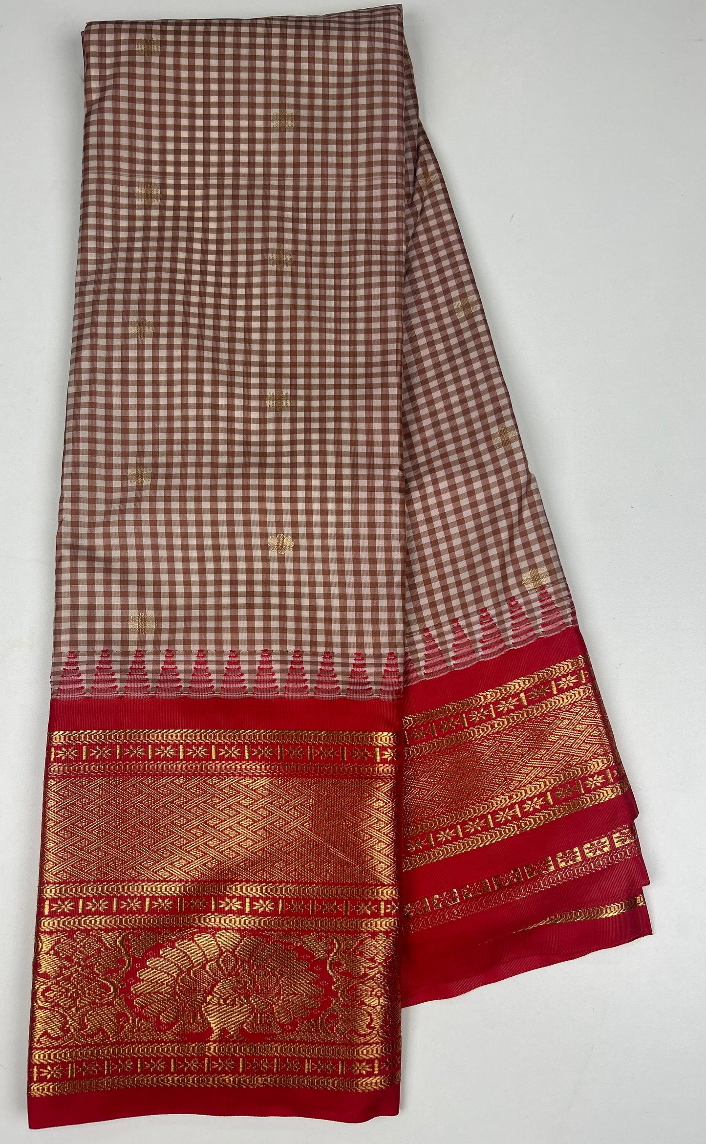 Vintage Semi Gadwal Saree
