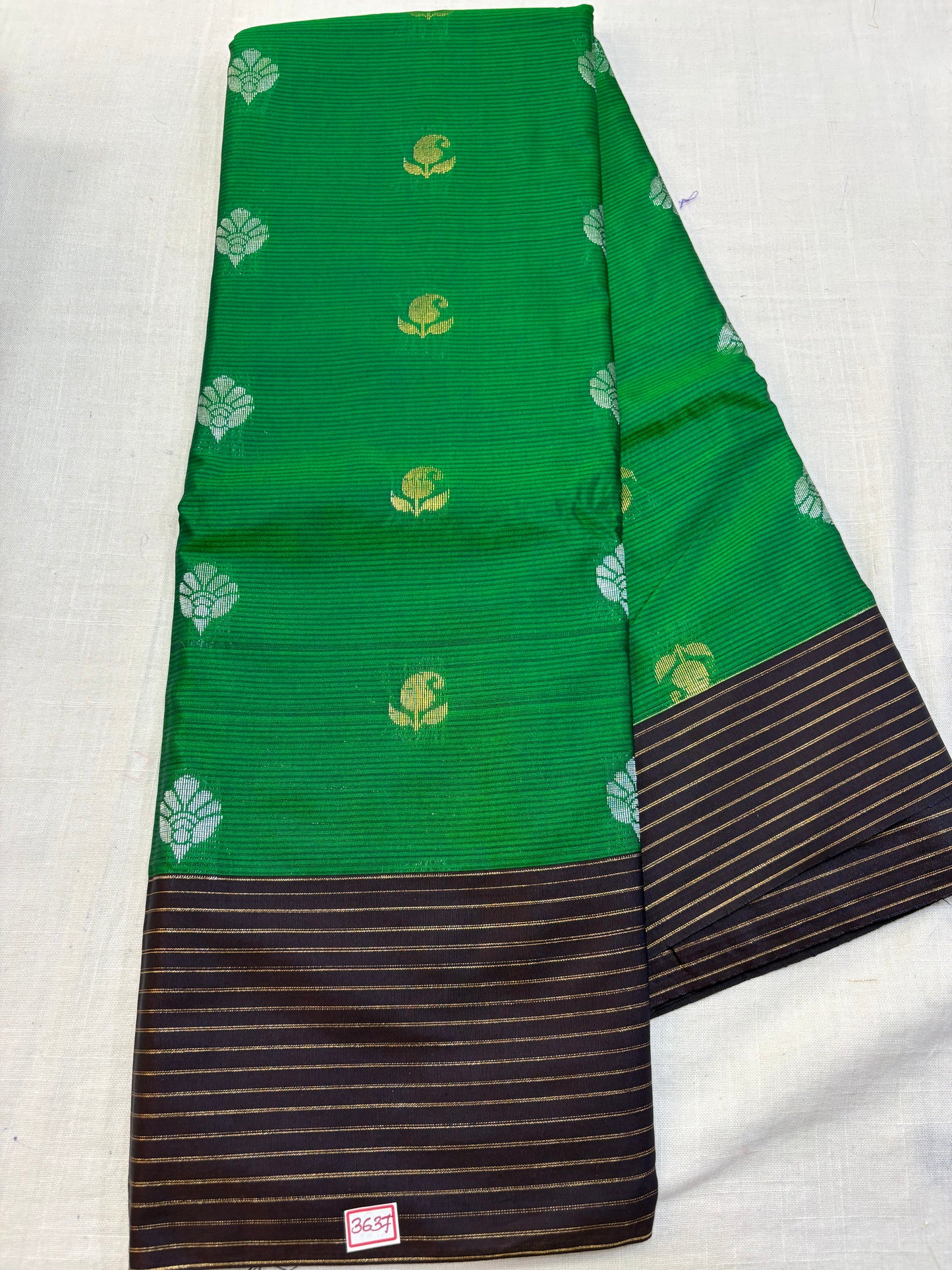 Semi Gadwal Sico Lines Border Saree