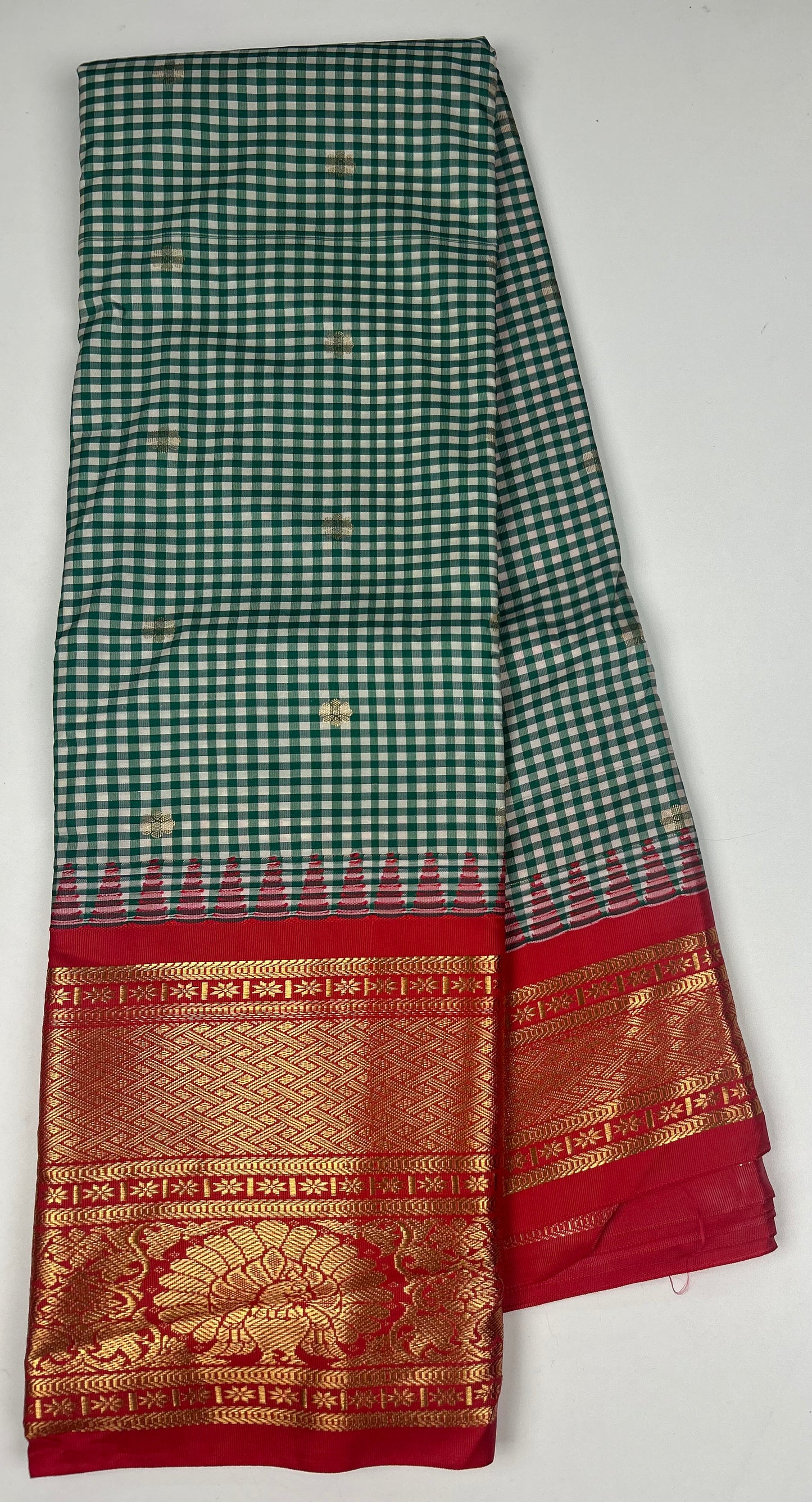 Vintage Semi Gadwal Saree