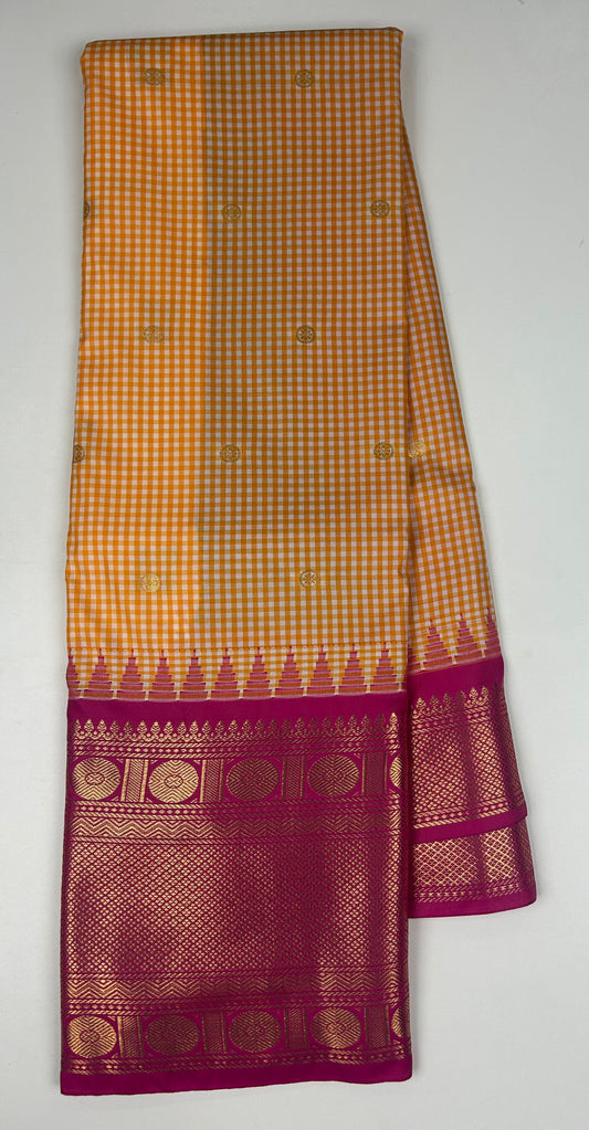 Vintage Semi Gadwal Saree