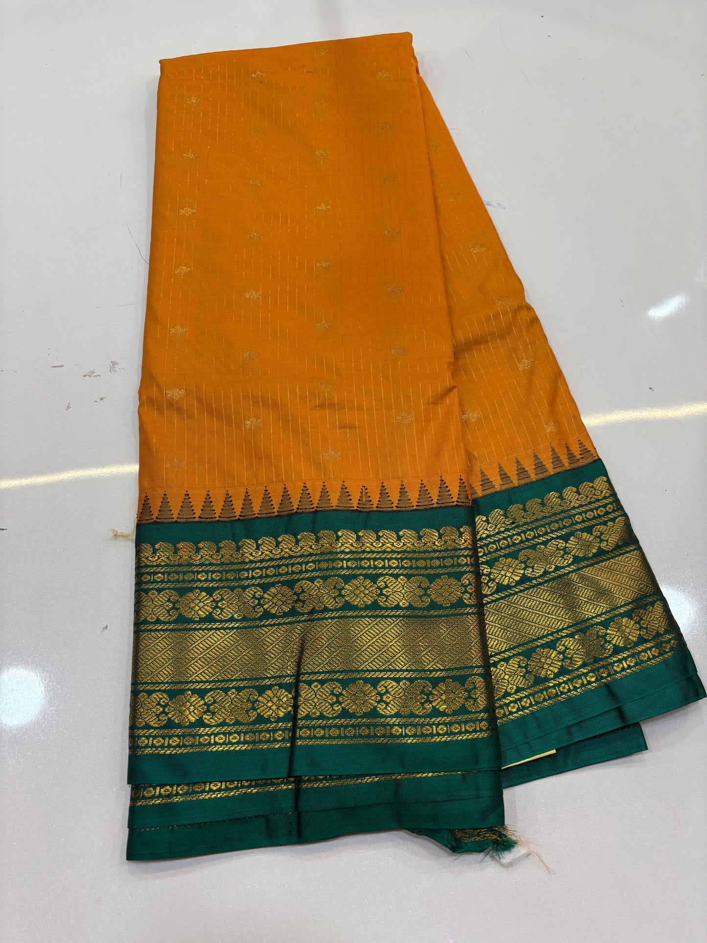 Semi Gadwal Saree