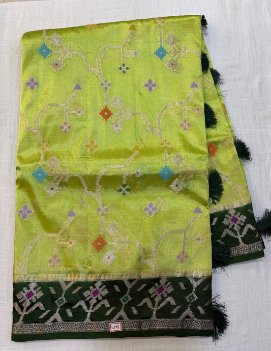 HO Ikkat Weaving Saree