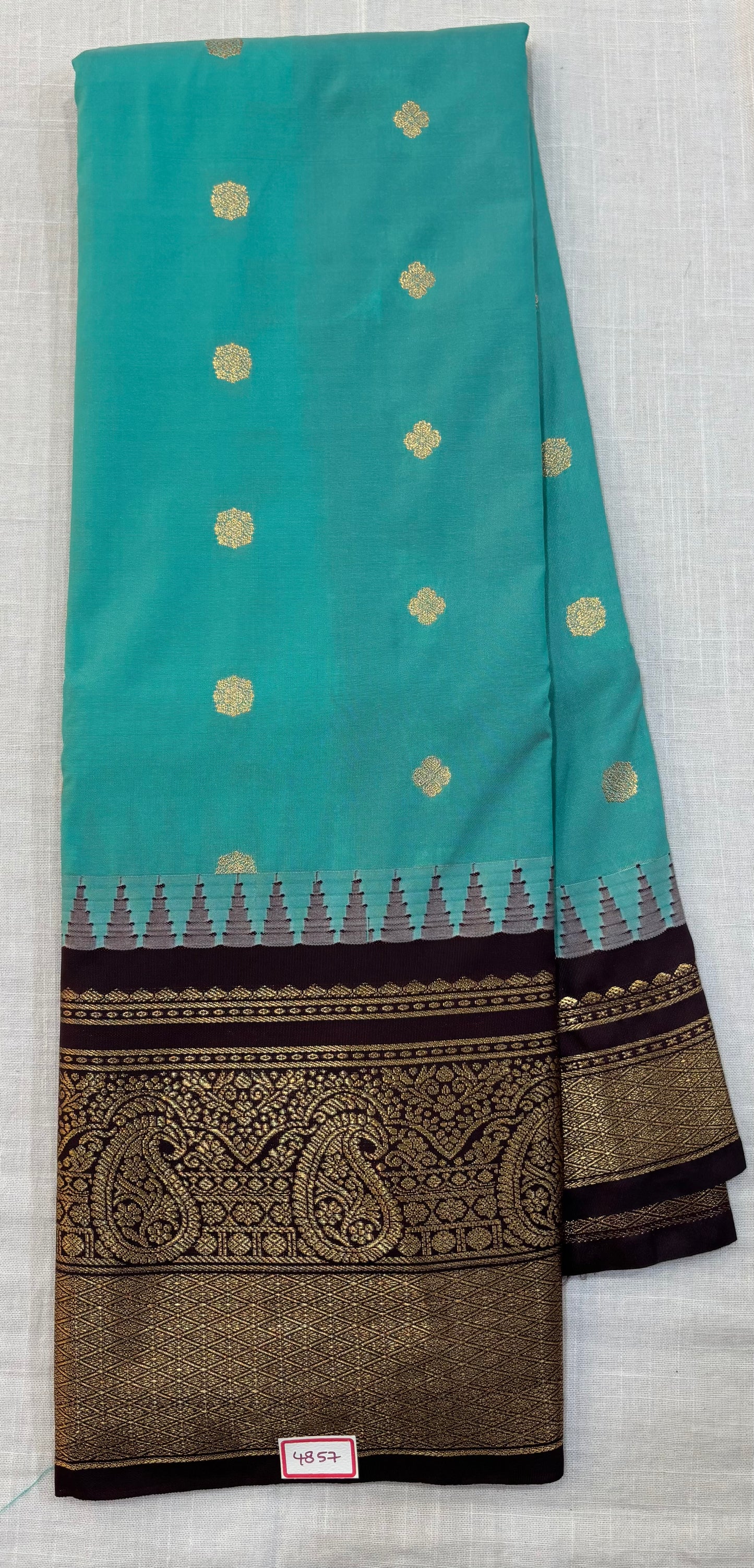Semi Gadwal Saree