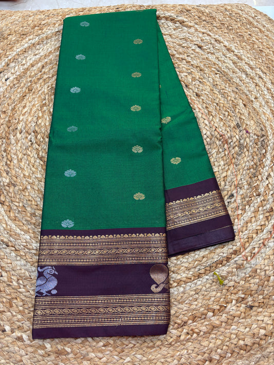 Semi Gadwal Vintage style Gap border sarees-23