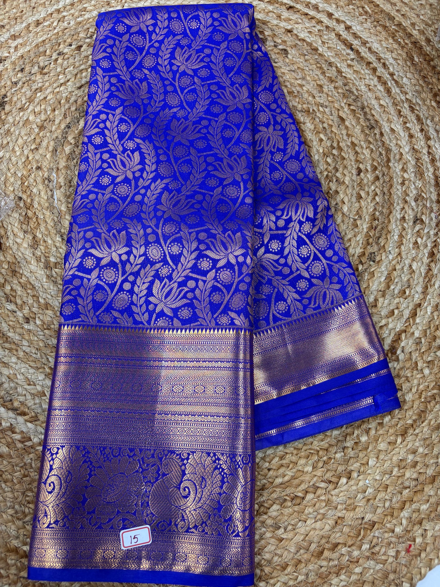 Self Semi Kanchi Pattu Sarees