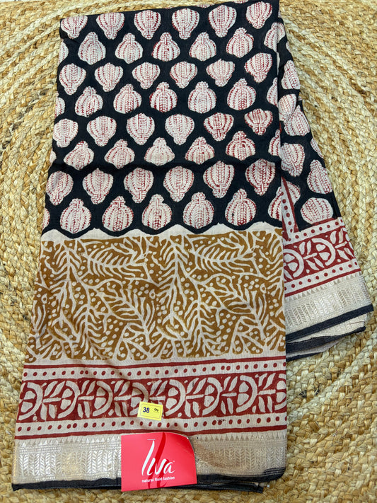Maheshwari silk Saree C38