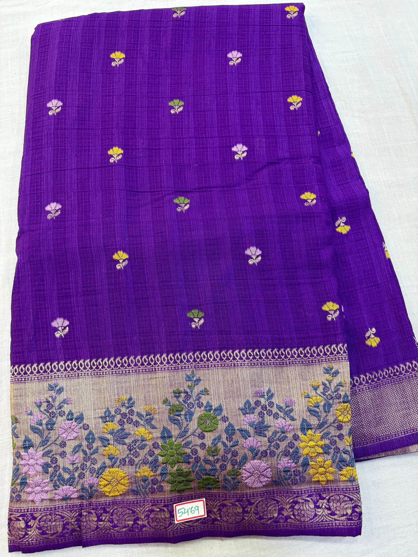 Moonga Paithani saree