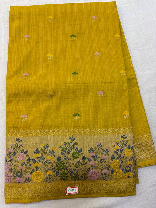 Moonga Paithani saree