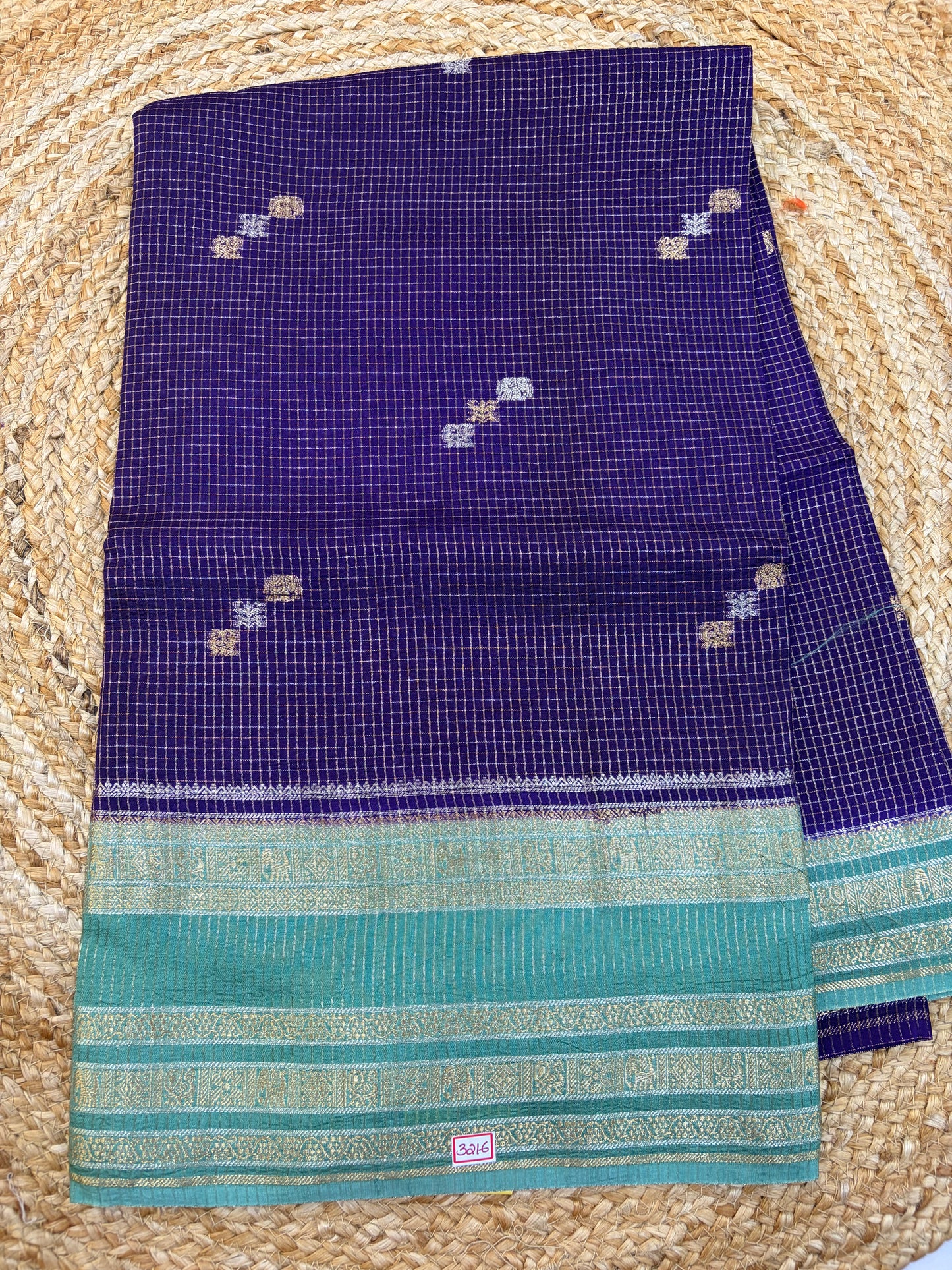 Russian Crepe Checks saree