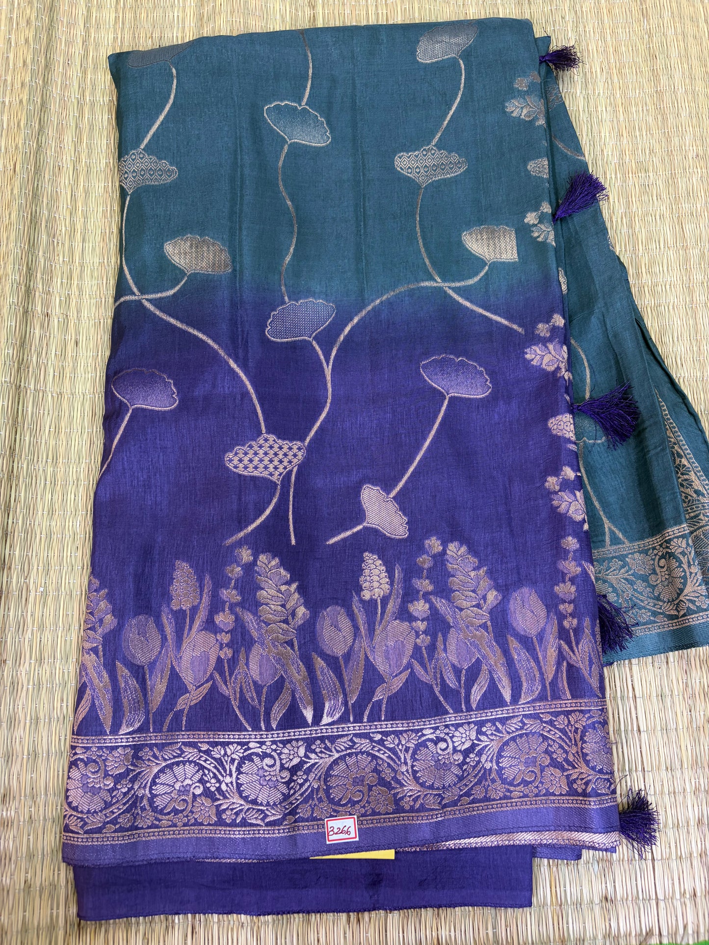 Russian Crepe Dual Shade Saree