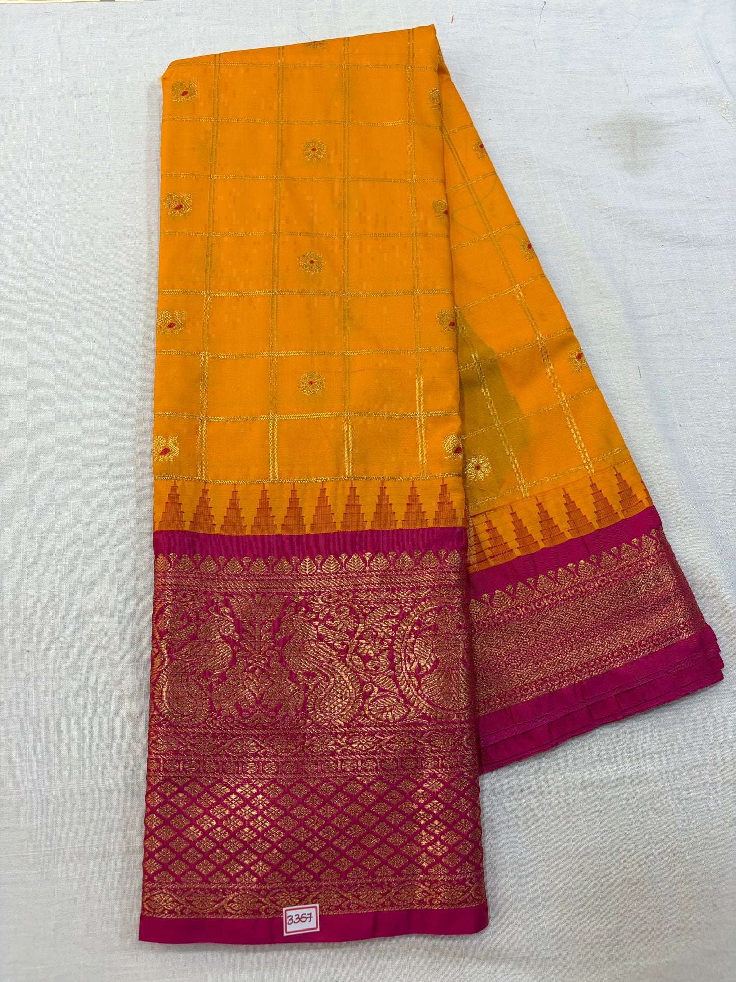 Semi Gadwal Checks Saree
