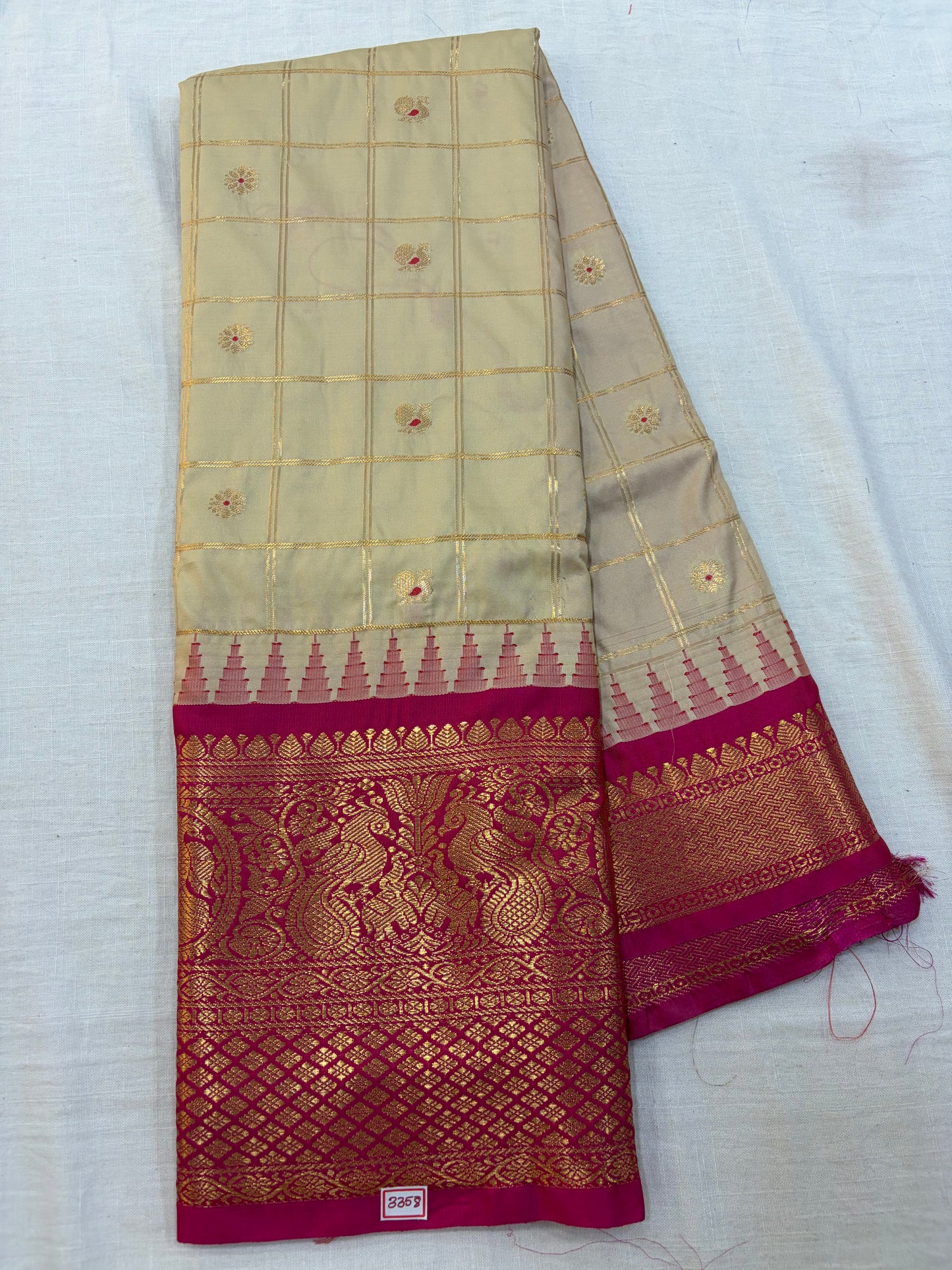Semi Gadwal Checks Saree