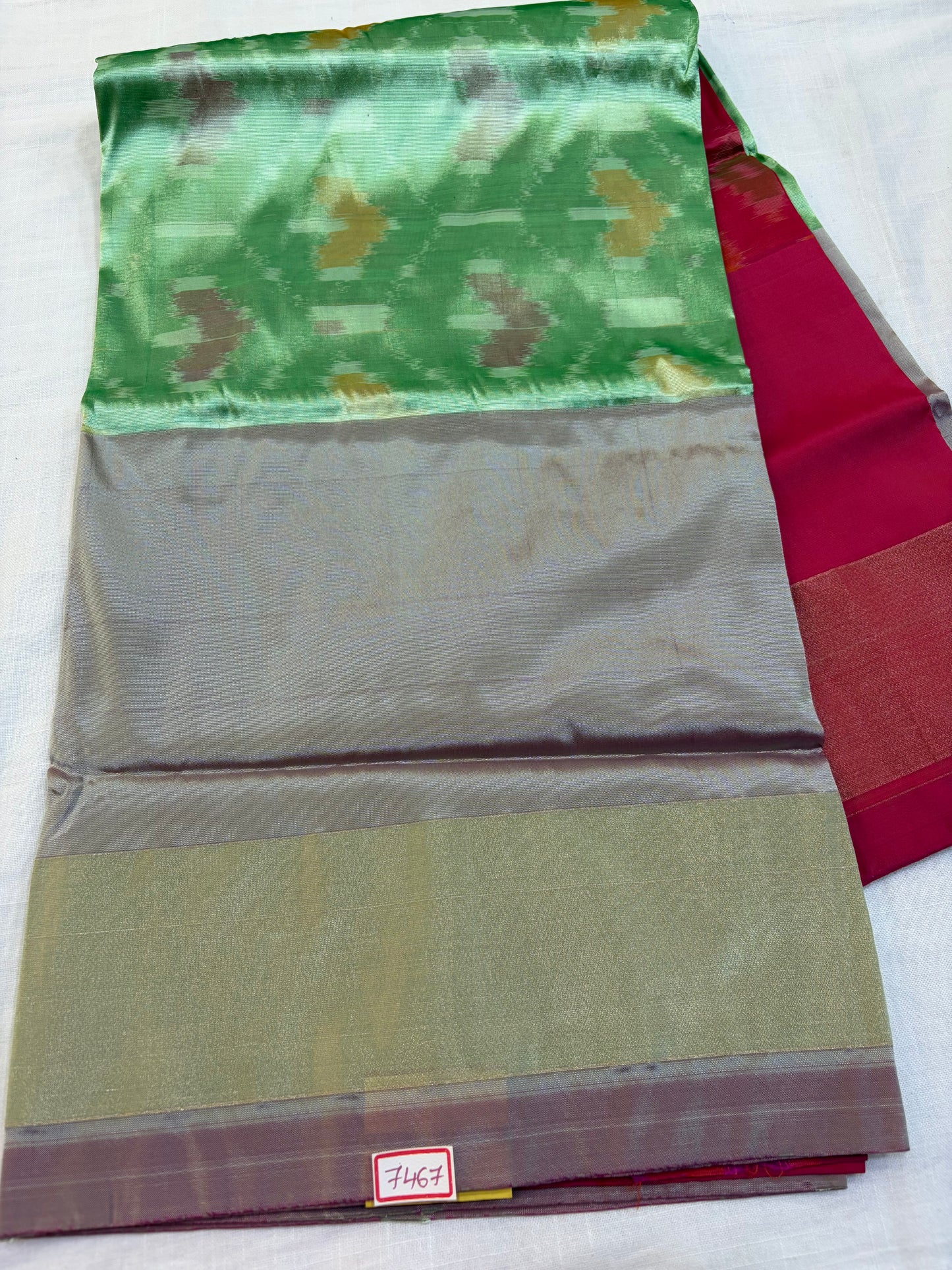 Pochampally ikkat Weaving sarees