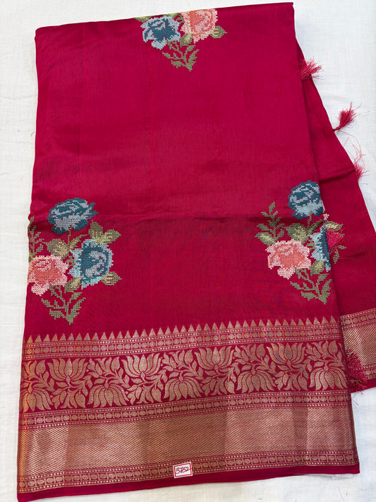 Russian Crepe Pettitpoint Embroidery Saree