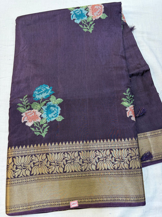 Russian Crepe Pettitpoint Embroidery Saree