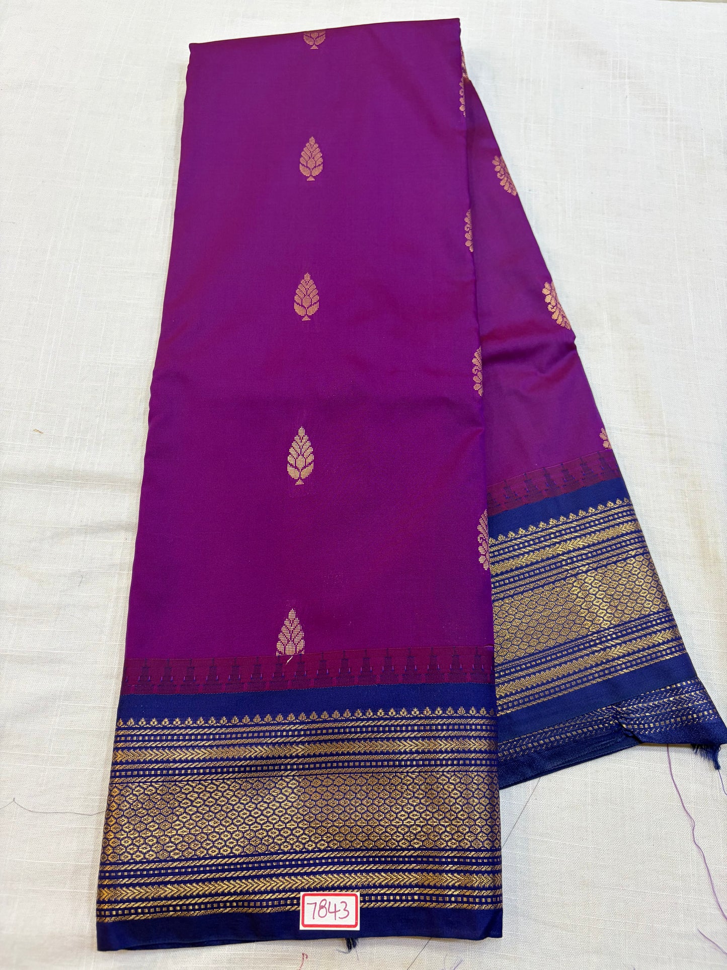 Semi Gadwal Silk Small Border