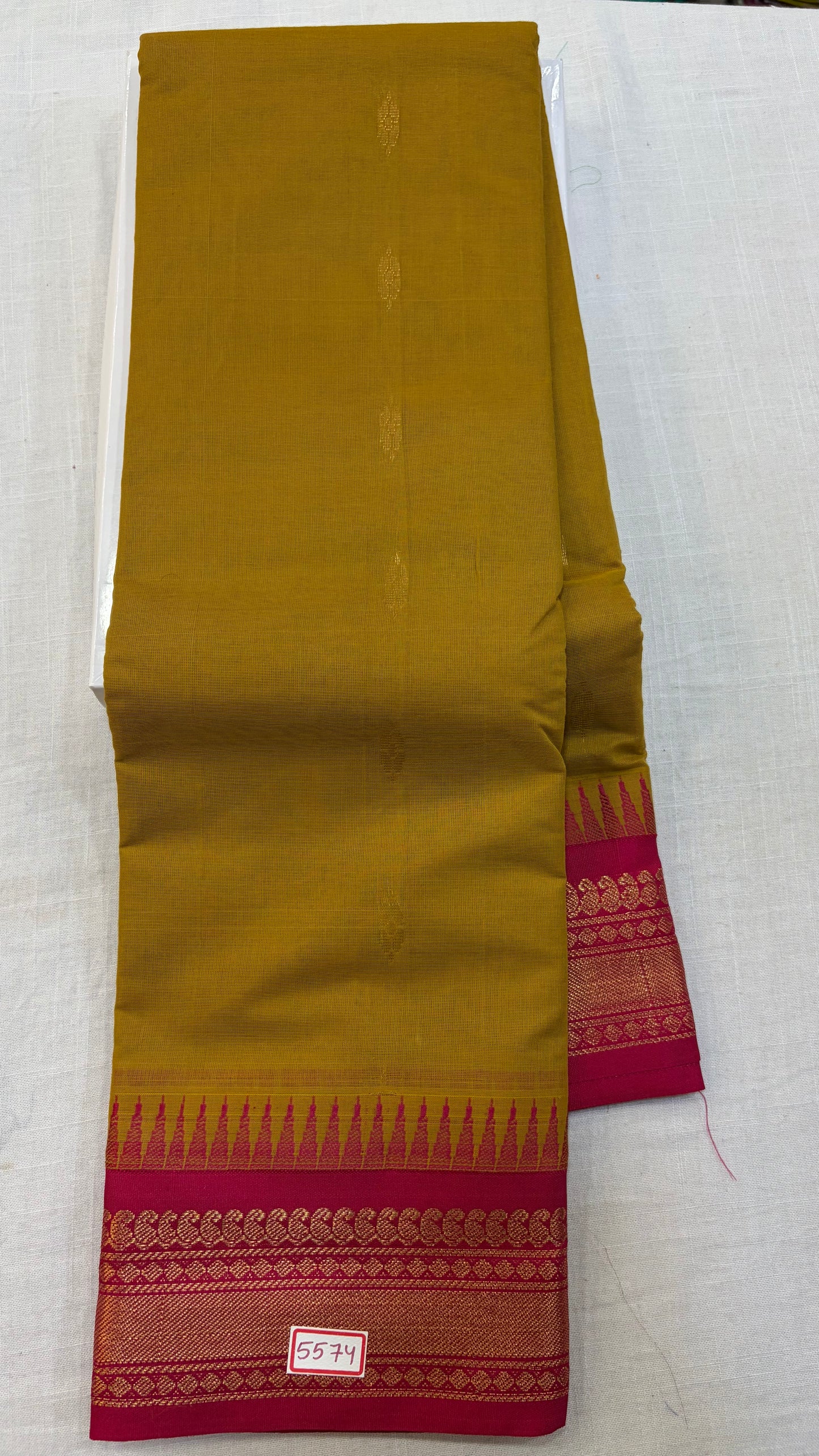 Semi Gadwal Handloom Saree