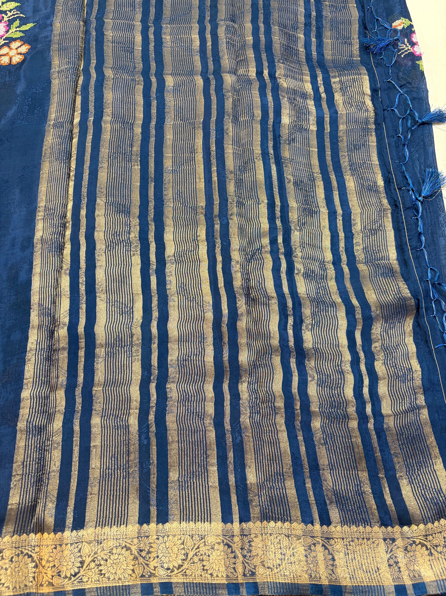 HO Satin Pattitpoint Embroidery Sarees