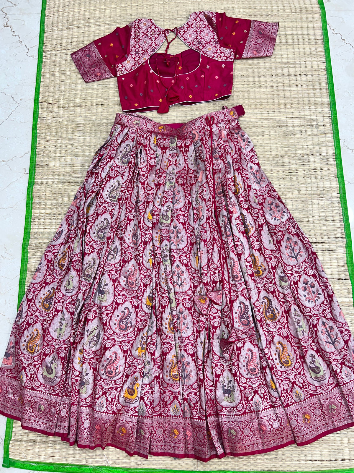 Adults Halfsaree